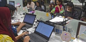 Budget Cut for IT Ministry Sparks Alarm in Pakistan’s Tech Industry