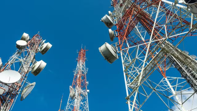 Govt Moves to End Confusion Over Telecom Right of Way Rules in Pakistan